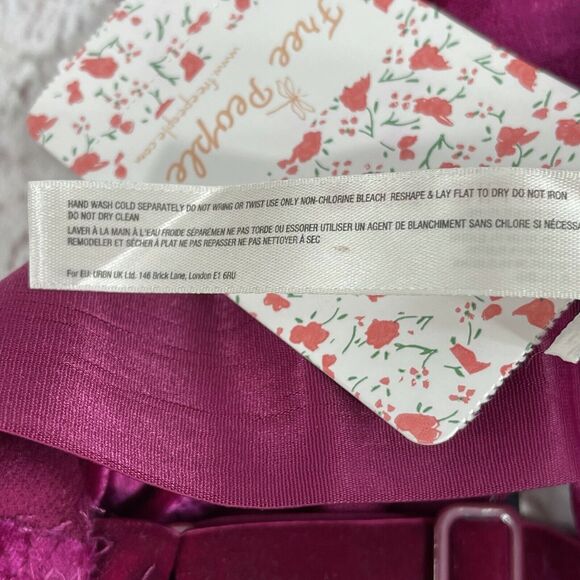 Free People Intimately Bra Rhiannon Soft Small Stretch Velvety Bralette Berry - Picture 8 of 9